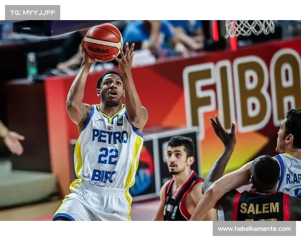 如何综合评估本纳赛尔在多个俱乐部的表现与影响力